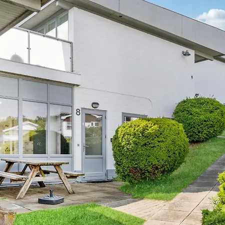 2 Bedroom Awesome In Allinge شقة إلينغه