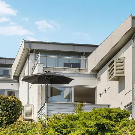 شقة 2 Bedroom Awesome In Allinge إلينغه